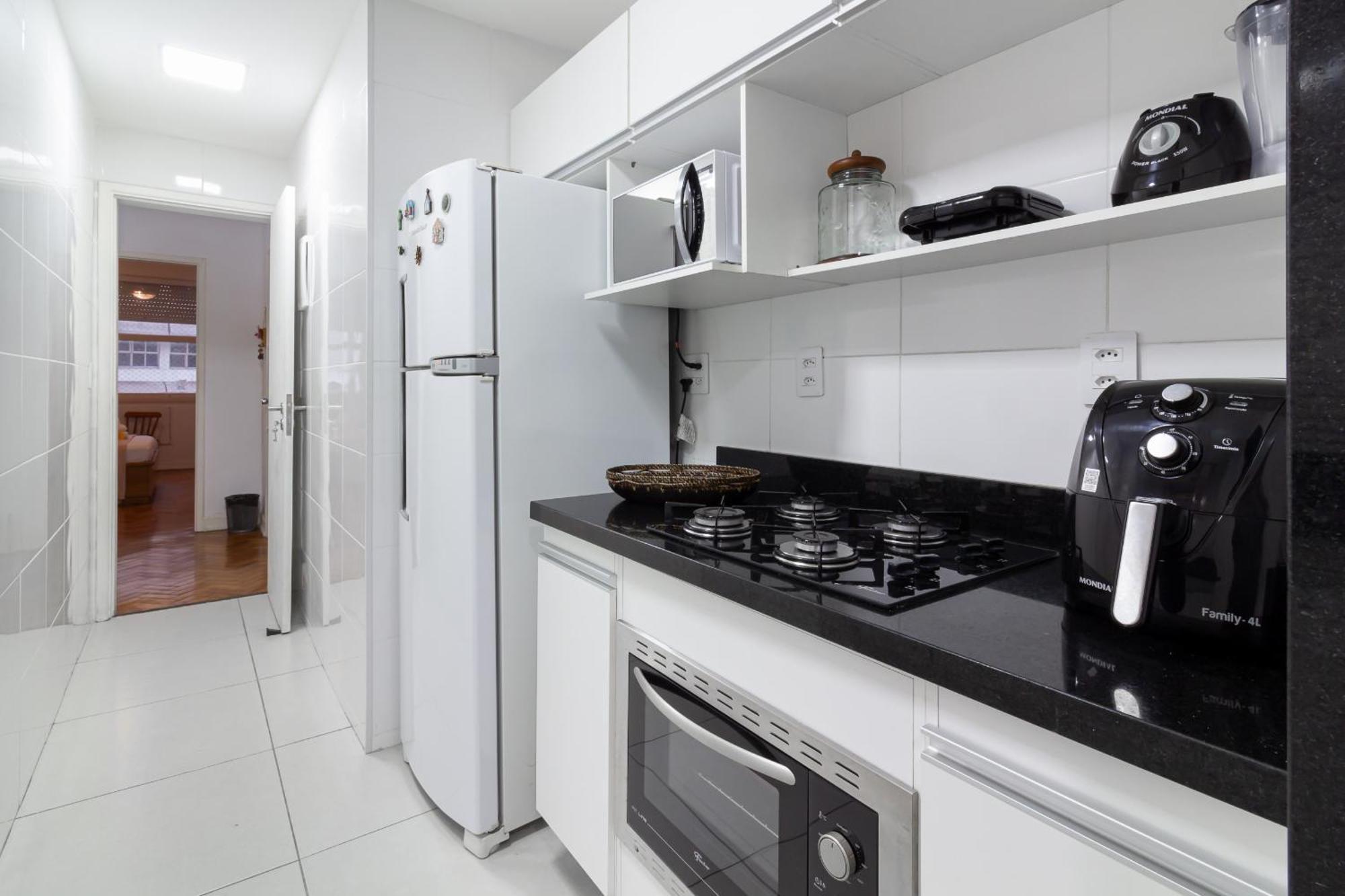 Apartamento Refugio Em Copacabana A 5 Minutos Da - Nsc1102 *